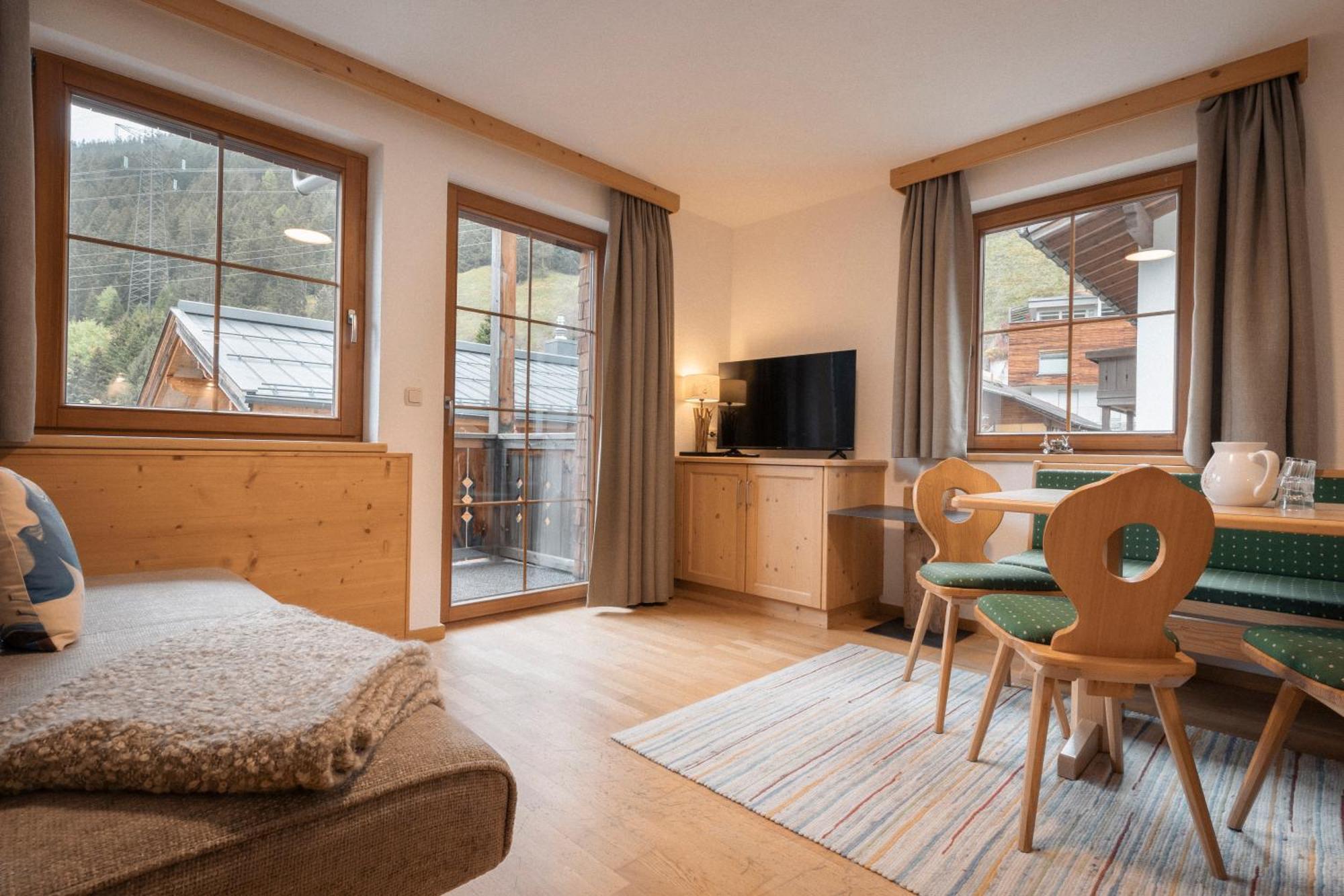 Apartments Sarlo Sankt Anton am Arlberg Exterior foto